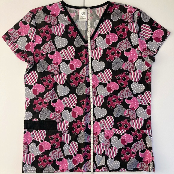 SCRUB TOP - Picture 1 of 4